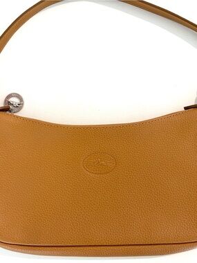 Longchamp Pebble Leather Shoulder Bag in Tan